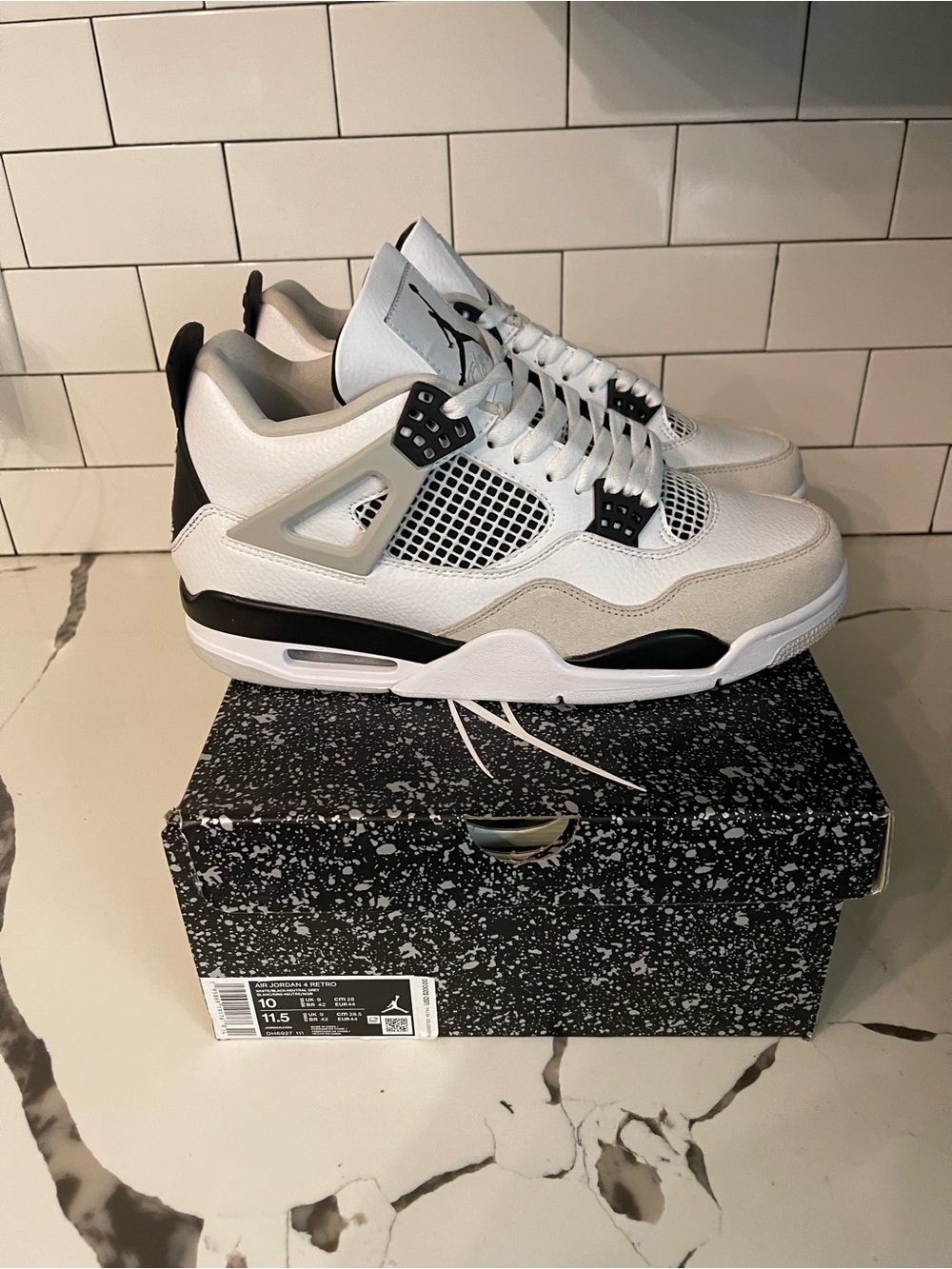 Men’s Retro 4 Military Black Size 10. - Picture 8 of 8